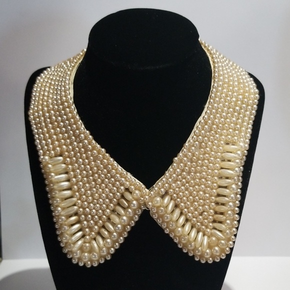 Vintage Accessories - Vintage pearl fashion collar - gorgeous!!